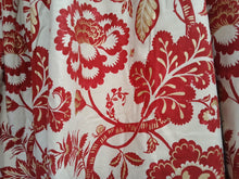 Load image into Gallery viewer, Beige b/g with red floral design, lined &amp; I/L, 3718d
